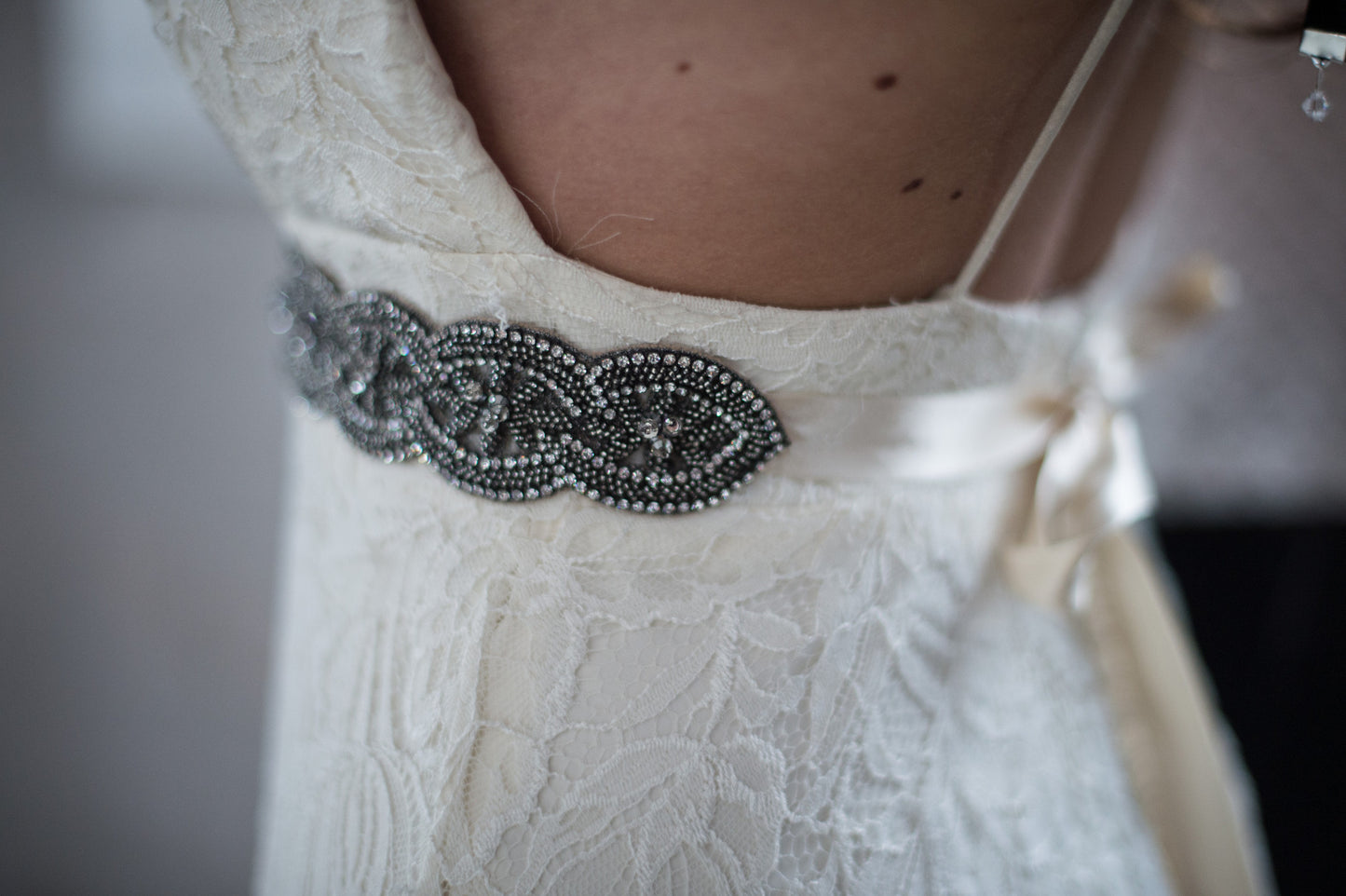 JEWEL SASH - GUNMETAL