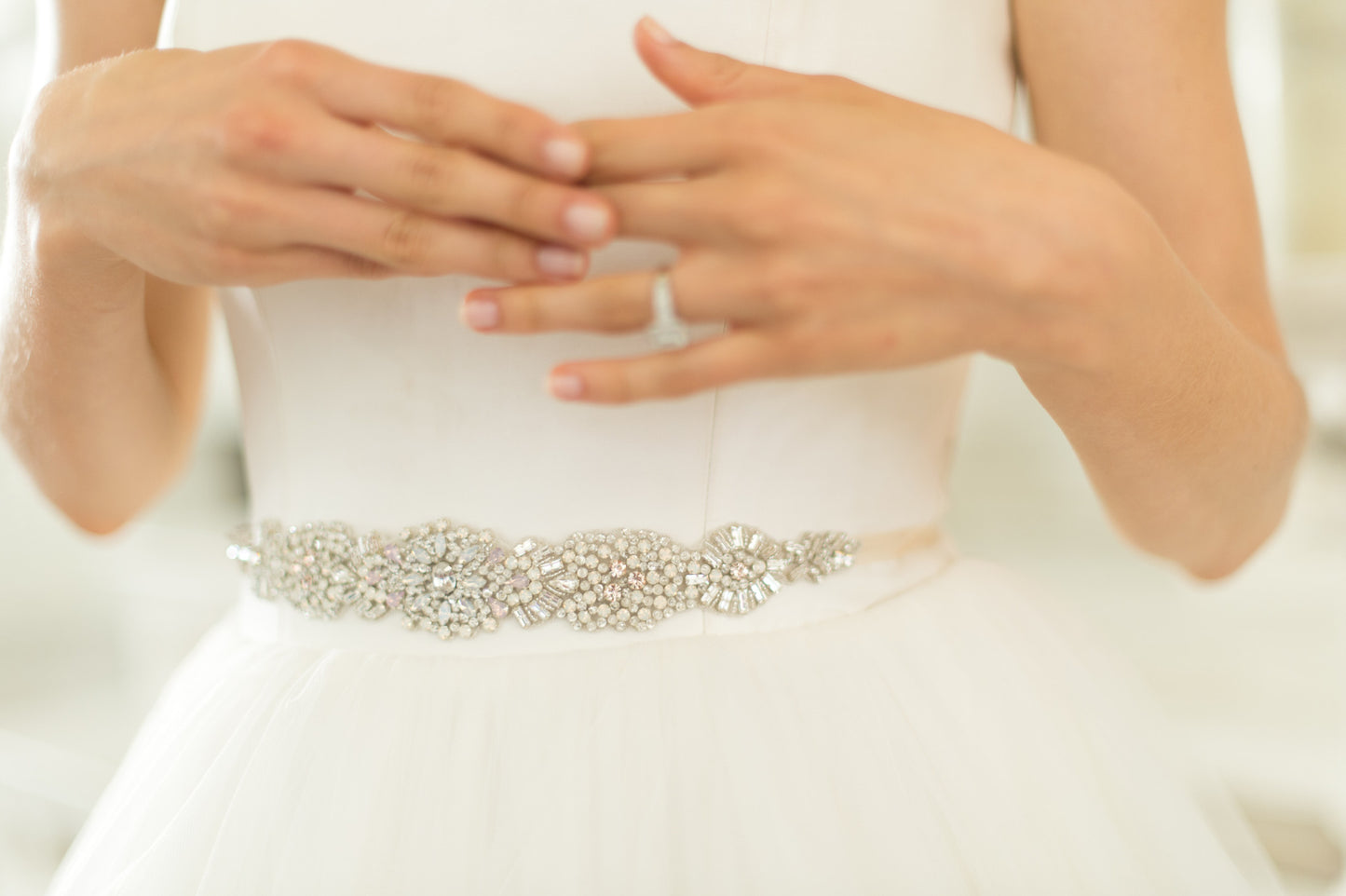 ALENA SASH- SILVER/MULTI