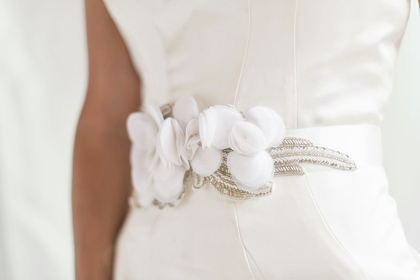 FLORA SASH- OFF WHITE