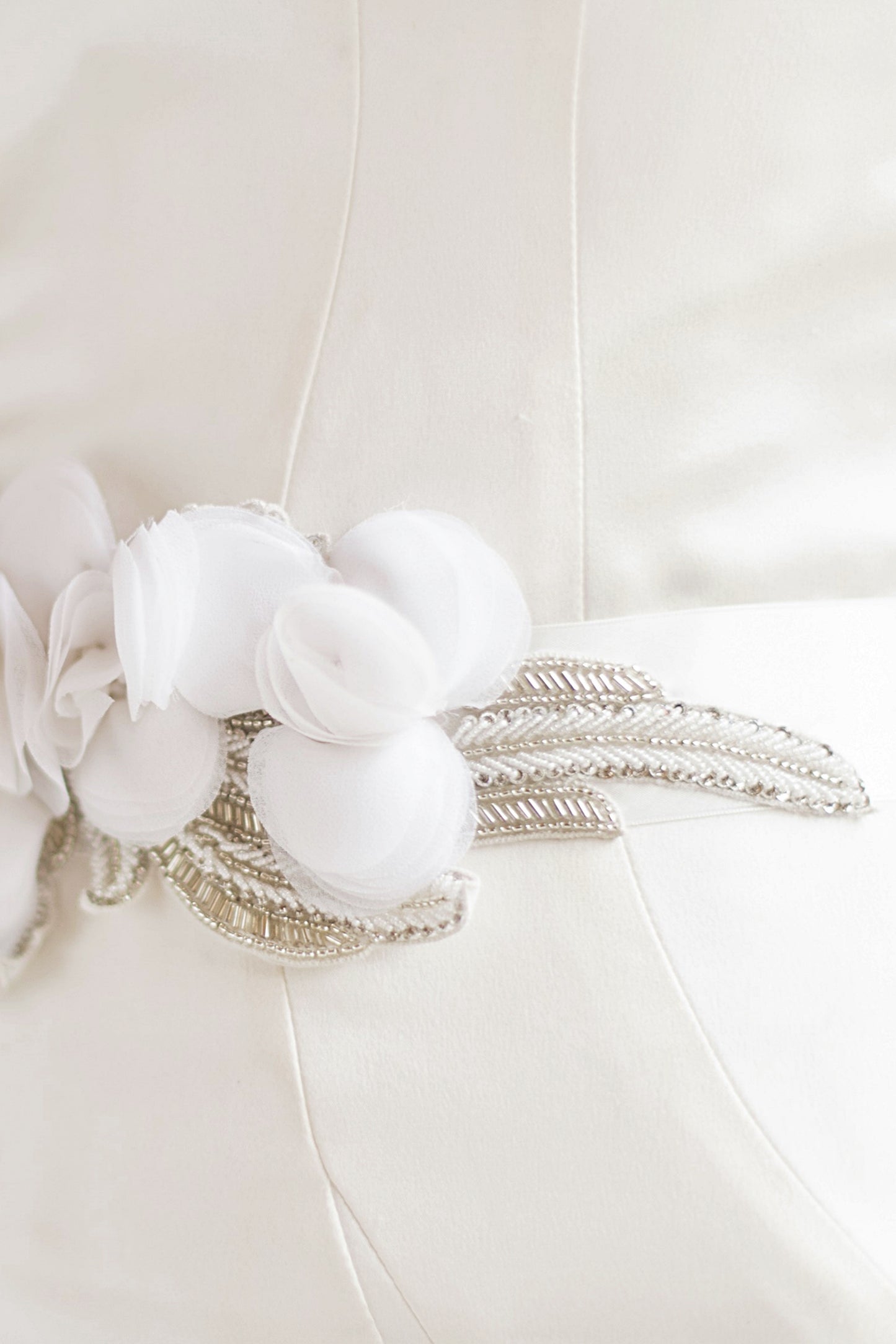 FLORA SASH- OFF WHITE