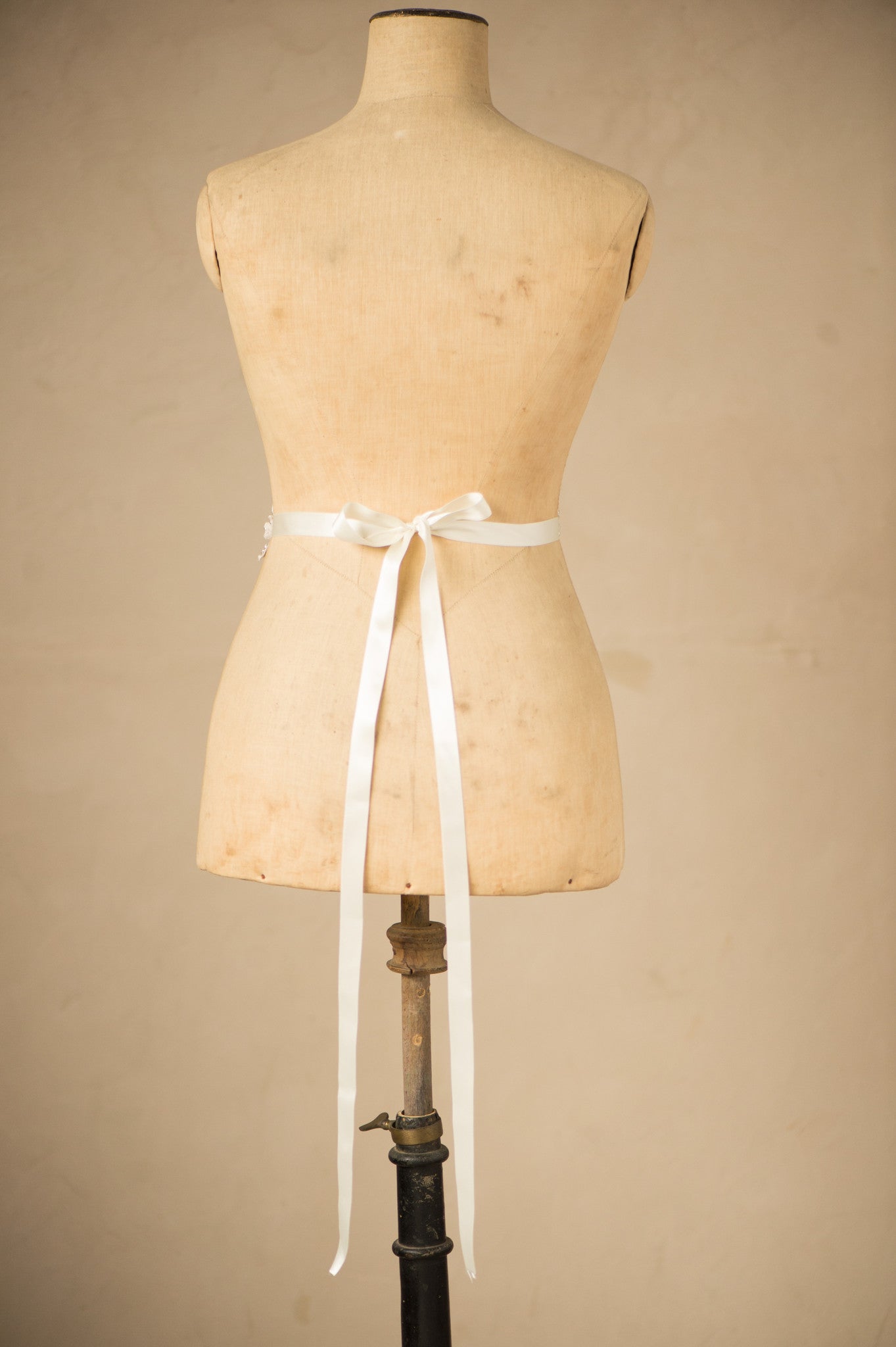 HYACINTHE SASH - SILVER