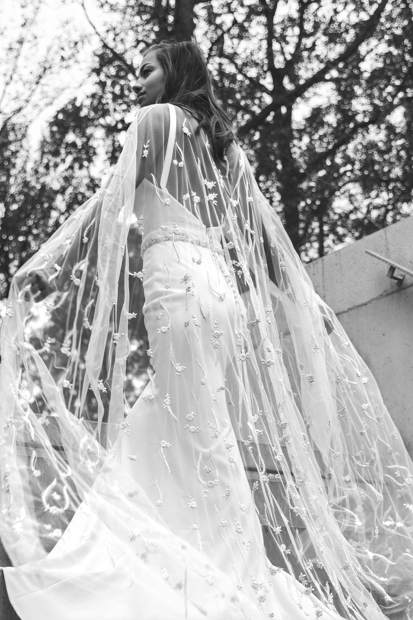 INDYA CAPE- IVORY