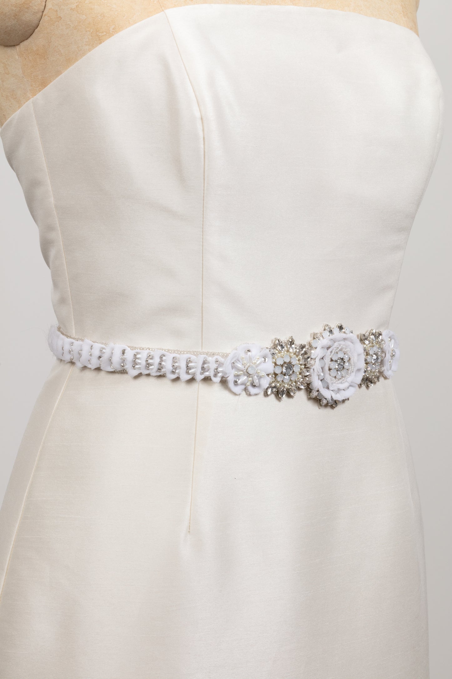 PARSONS SASH - WHITE