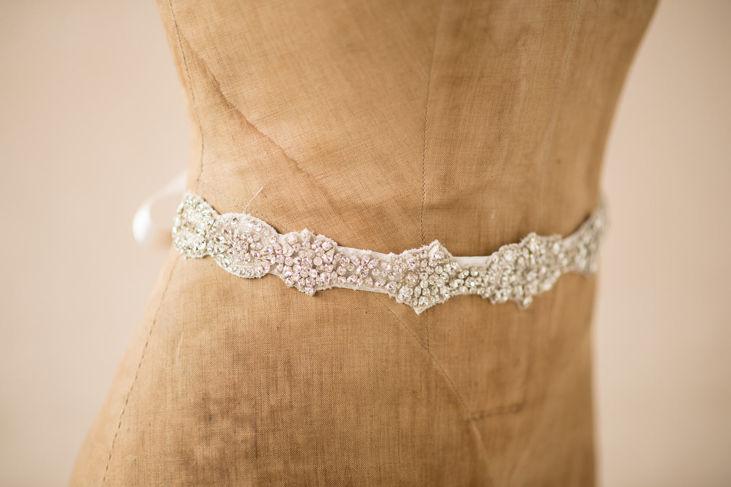 PAISLEY SASH - SILVER
