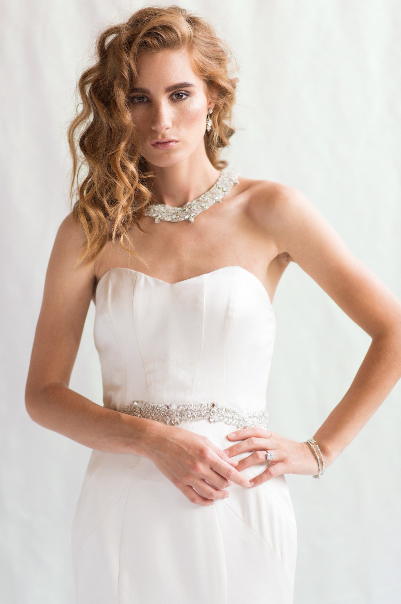 MAURA NECKLACE- SILVER