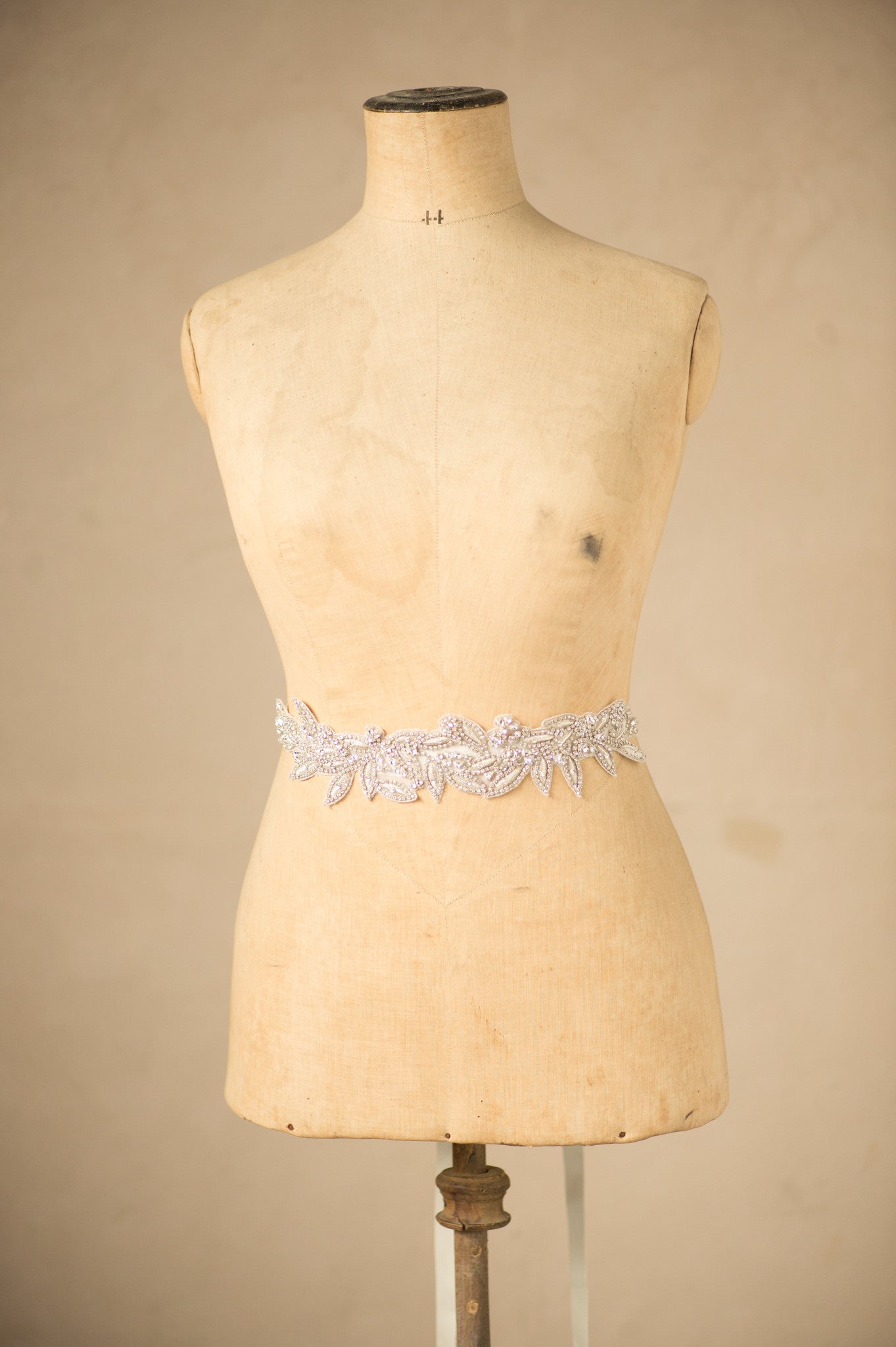 HYACINTHE SASH - SILVER